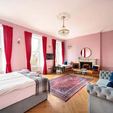 Spacious City Centre Family Room Единбург Екстериор снимка