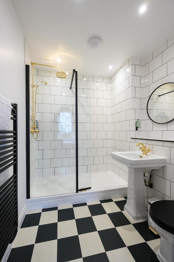 Spacious City Centre Family Room Единбург Екстериор снимка
